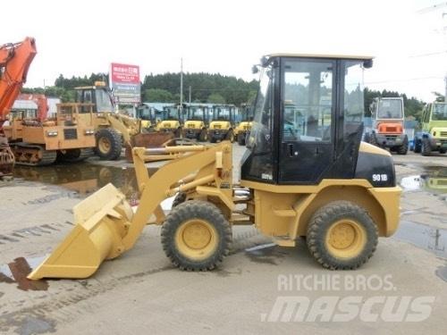 CAT 901B Tekerlekli yükleyiciler