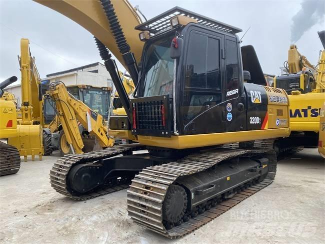 CAT 320 D Paletli ekskavatörler