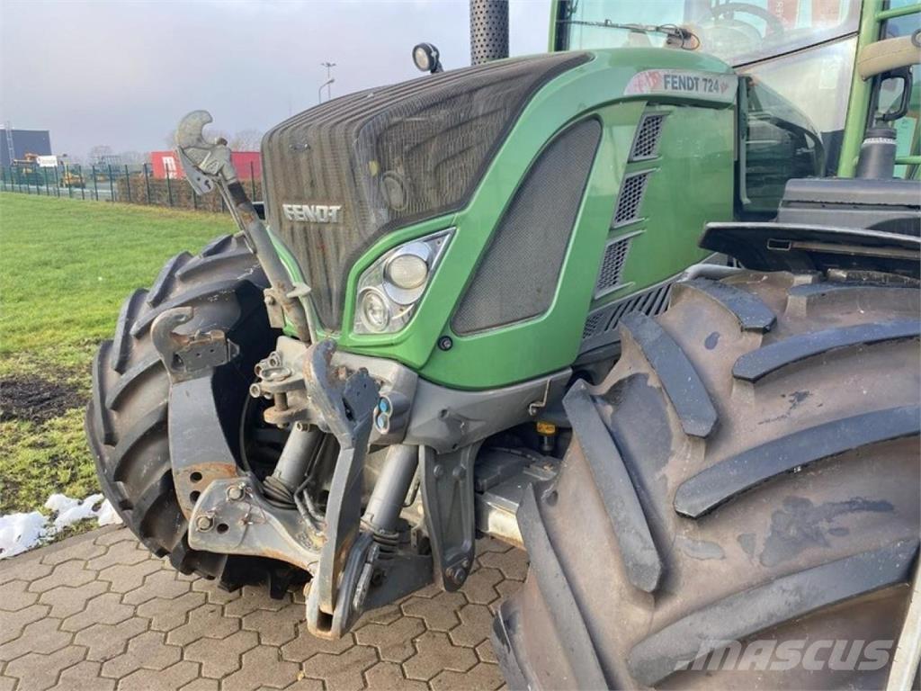 Fendt 724 PROFI Traktörler