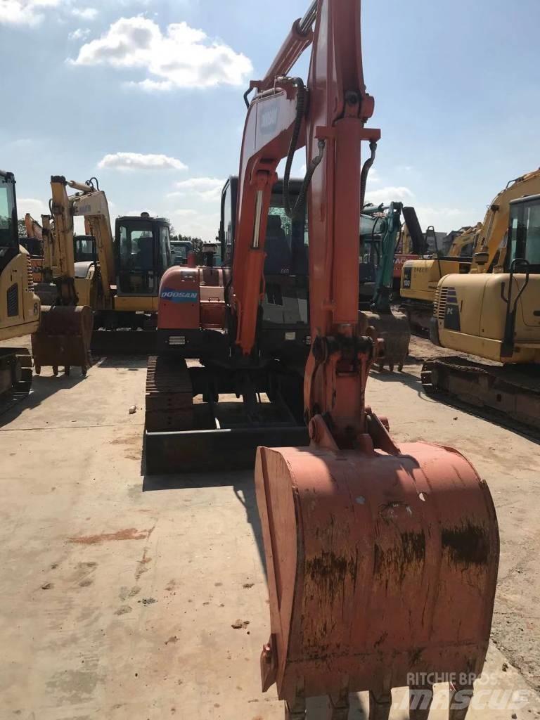 Doosan dx60 Paletli ekskavatörler