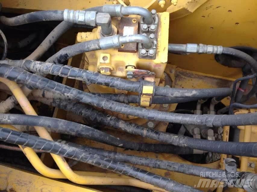 Komatsu pc220-7 Paletli ekskavatörler