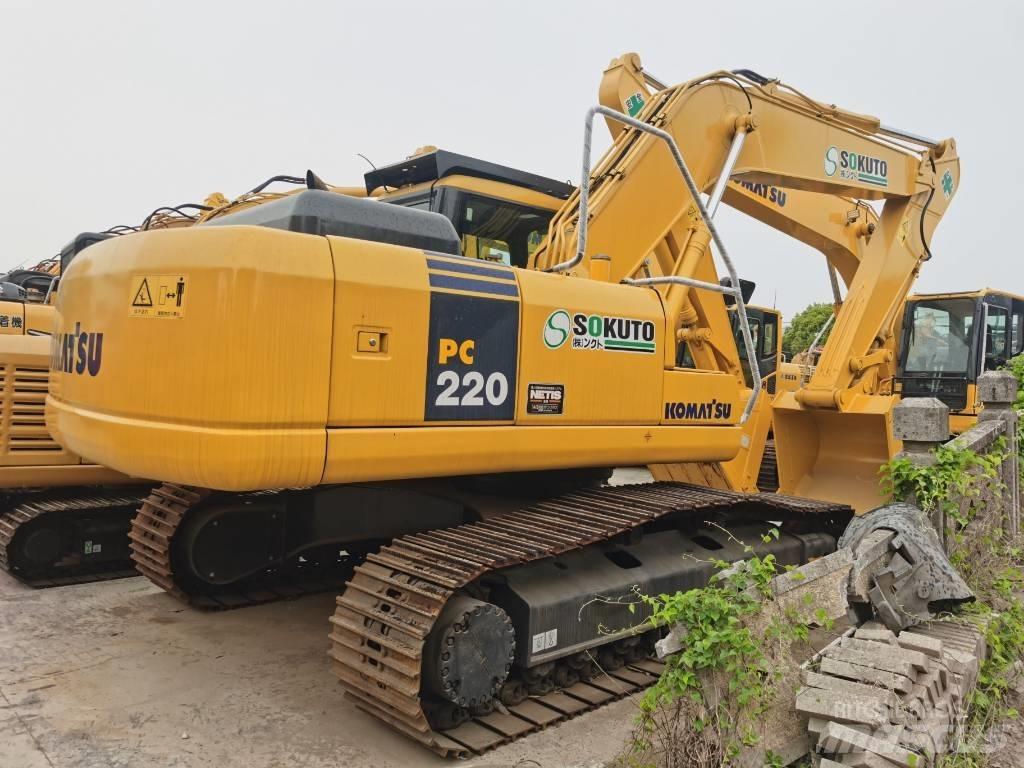 Komatsu PC 220-7 Paletli ekskavatörler