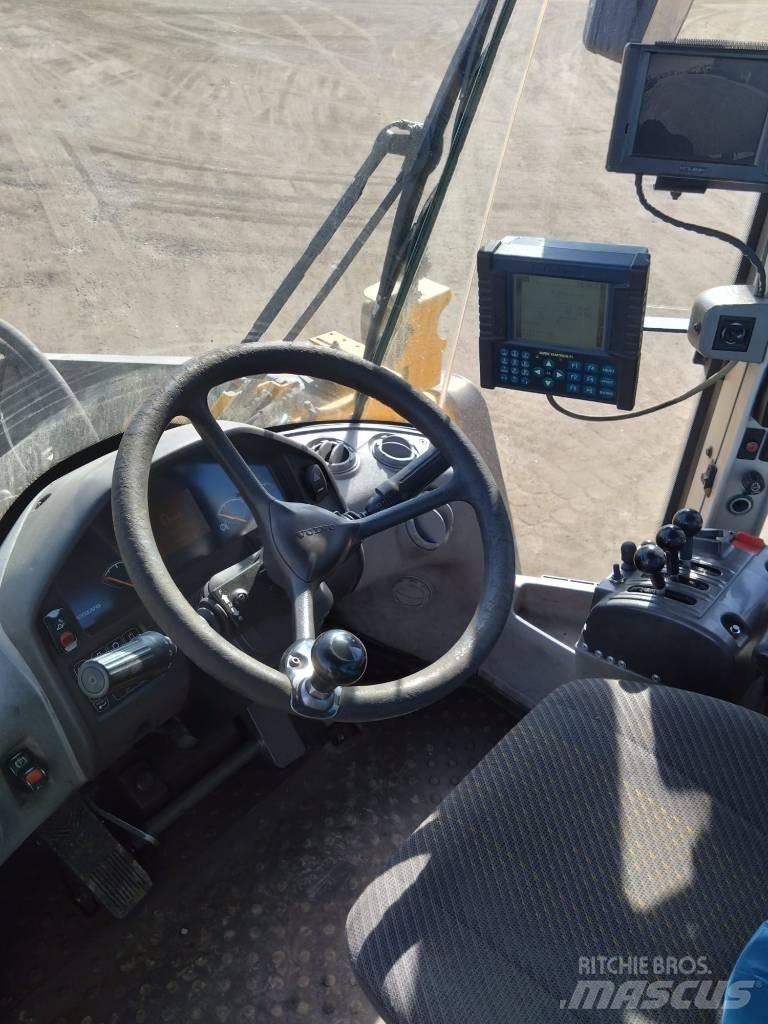 Volvo L 220 F Tekerlekli yükleyiciler