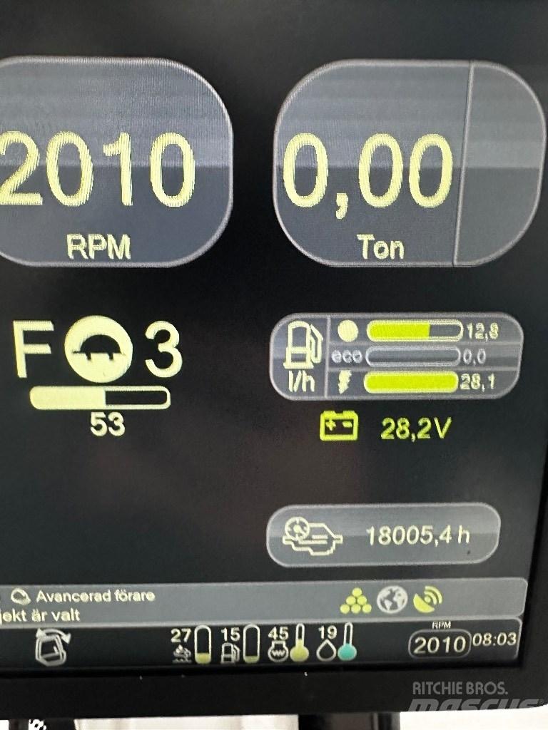 Komatsu 895 Tomruk yükleyici traktörler