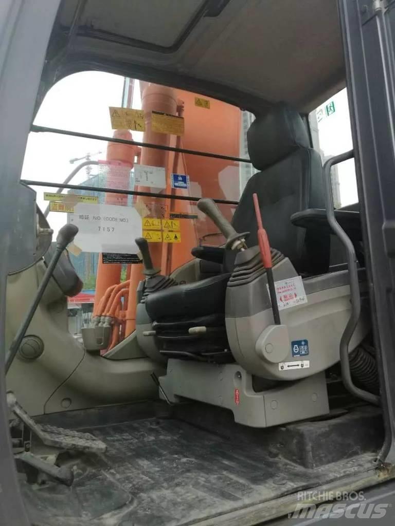 Hitachi ZX 200 Paletli ekskavatörler