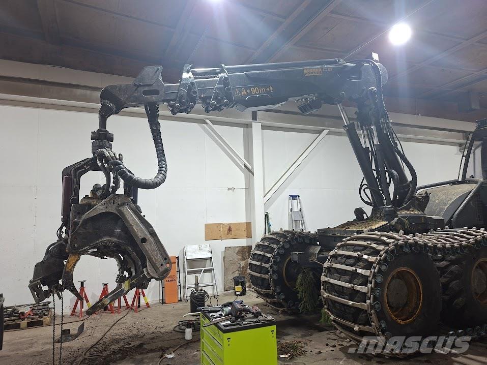 Ponsse Bear 8W Biçerdöverler