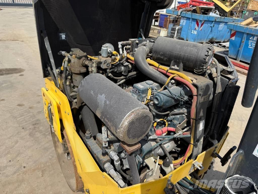 Bomag BW 100 AC-5 Kombine silindirler