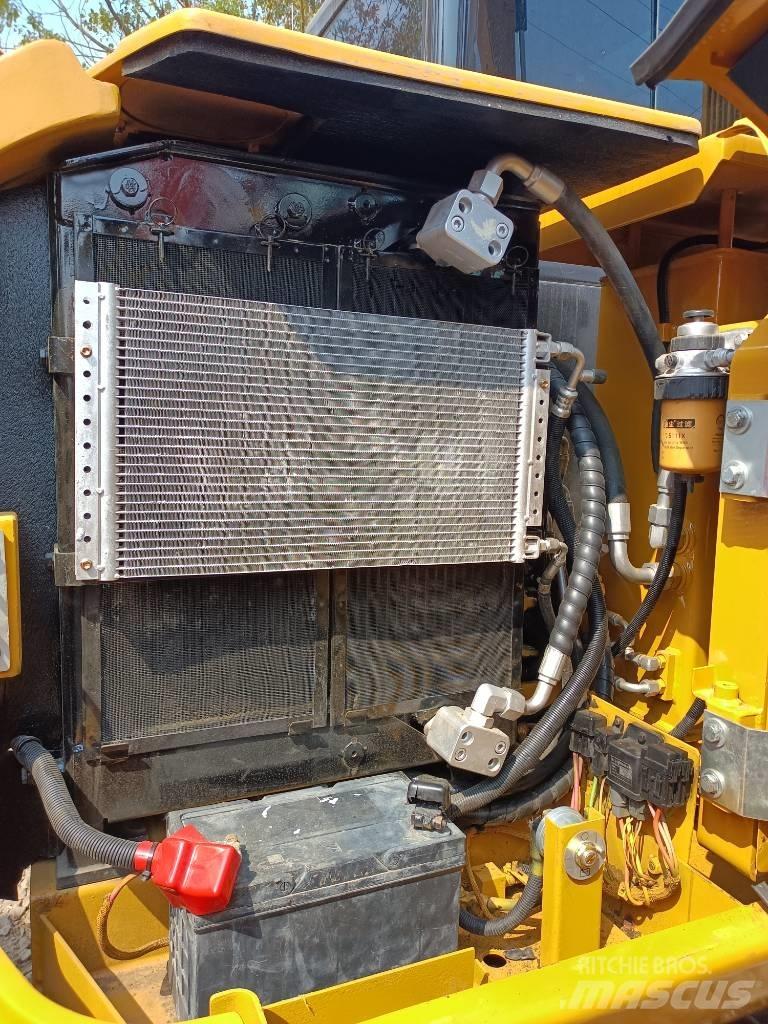 CAT 306 Mini ekskavatörler, 7 tona dek