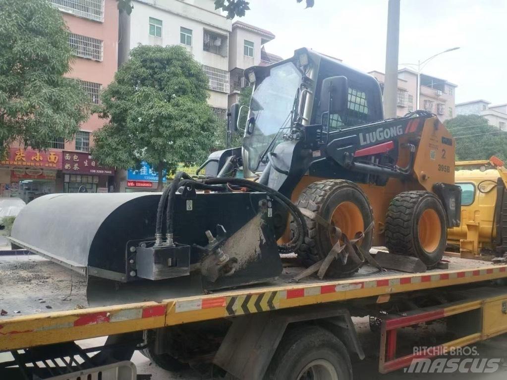LiuGong 395B Skid steer loderler