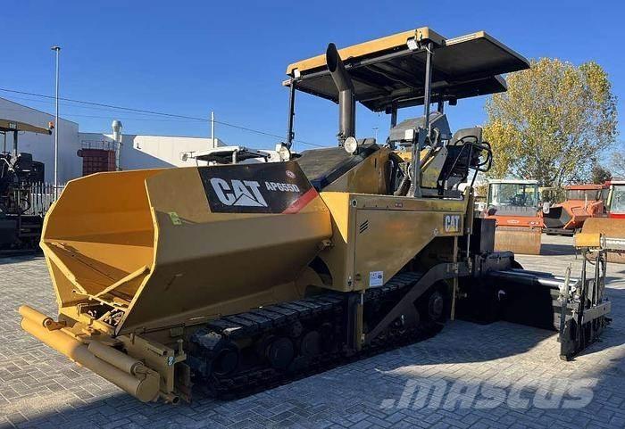 CAT AP 655D Asfalt sericiler