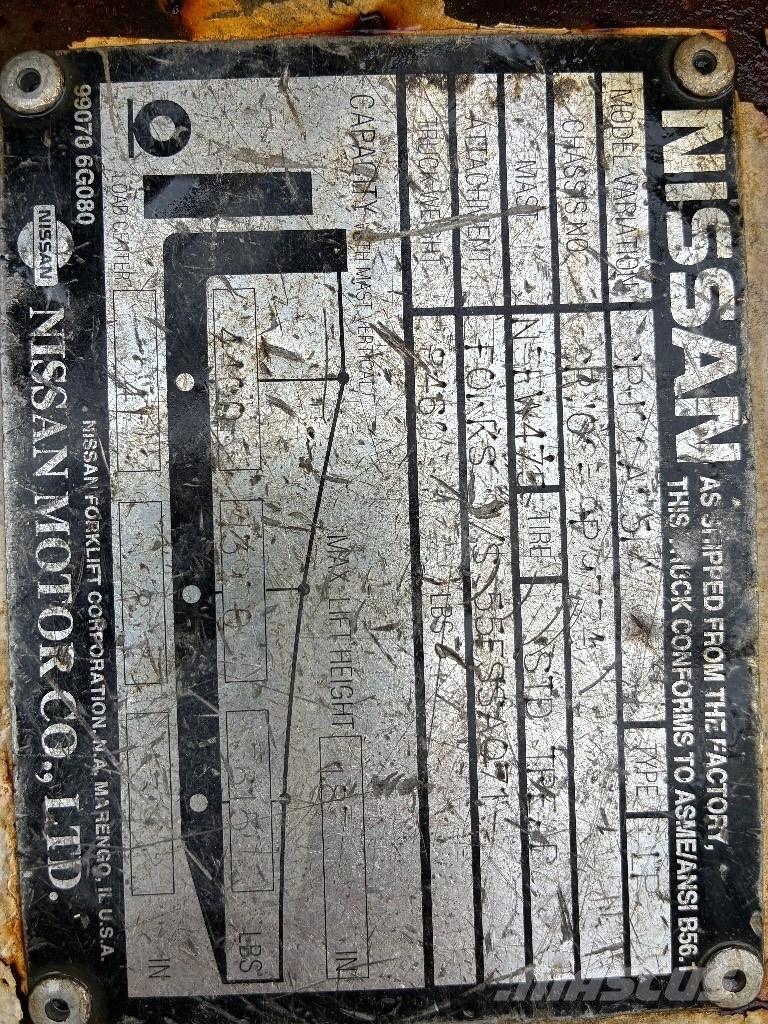 Nissan CP102 A 25 PV Diger