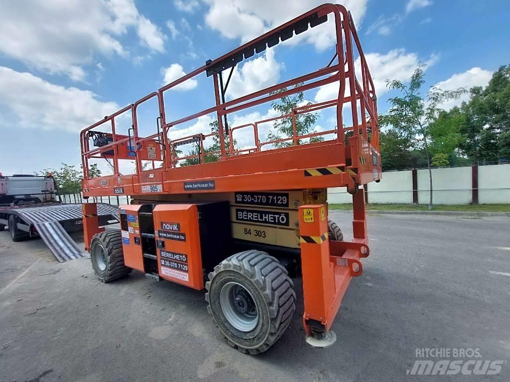 JLG 330 LRT Makasli platformlar