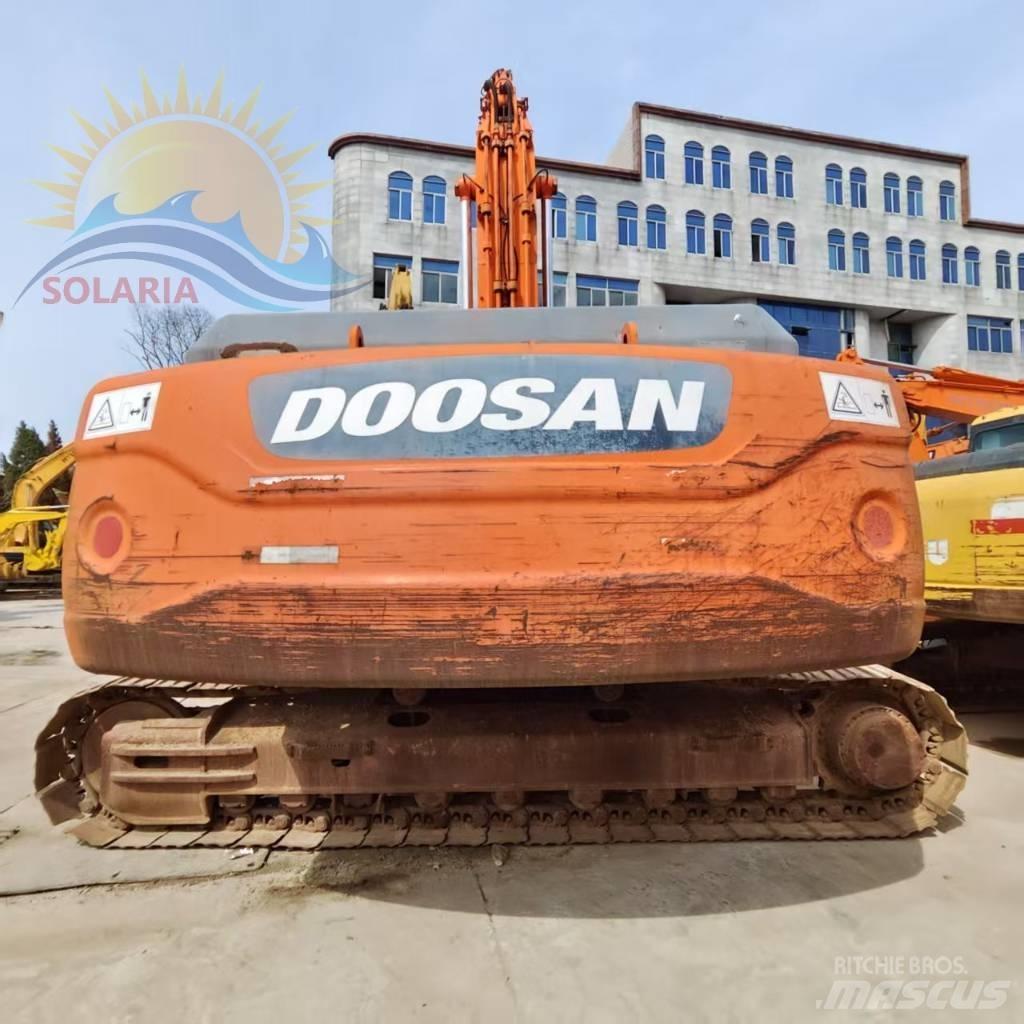 Doosan DX 300 LC Paletli ekskavatörler