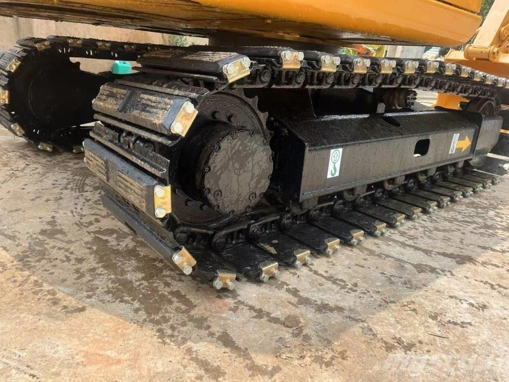 CAT 307 D Paletli ekskavatörler