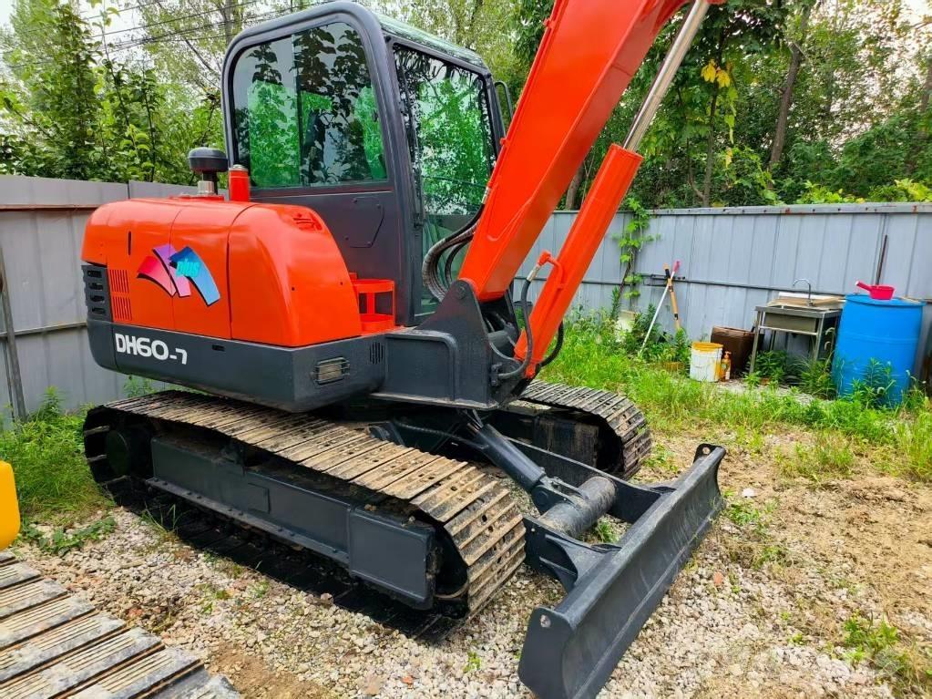 Doosan DH 60-7 Mini ekskavatörler, 7 tona dek