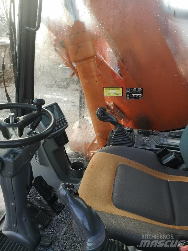 Doosan Dw 140 Lastik tekerli ekskavatörler