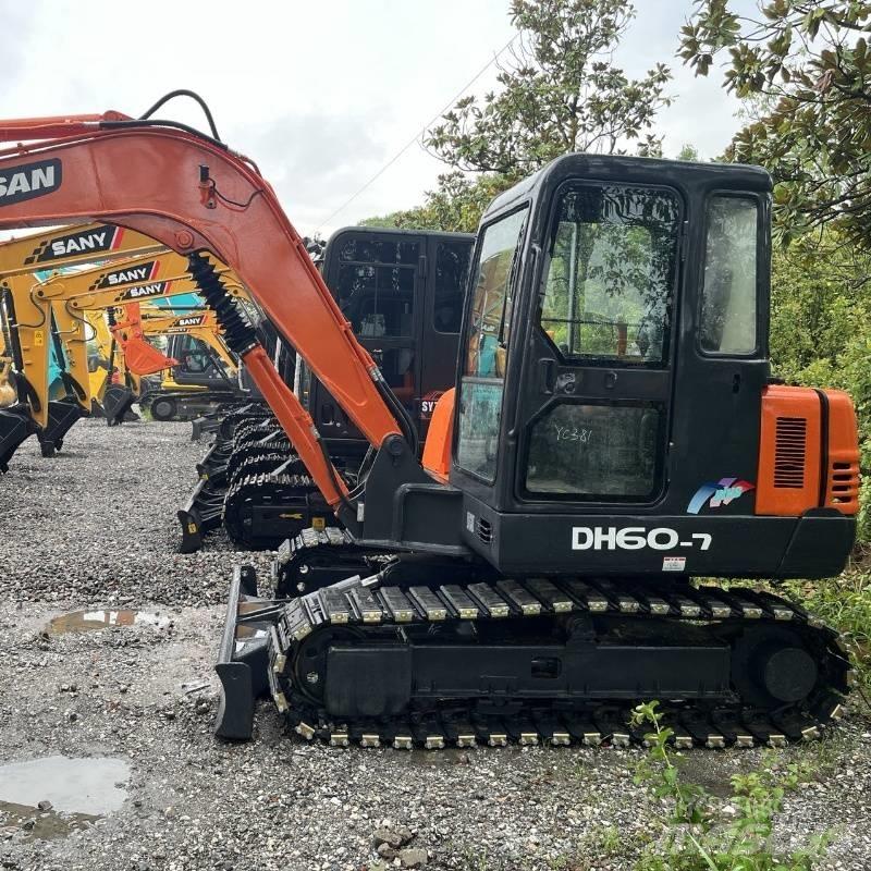 Doosan DH 60 Mini ekskavatörler, 7 tona dek