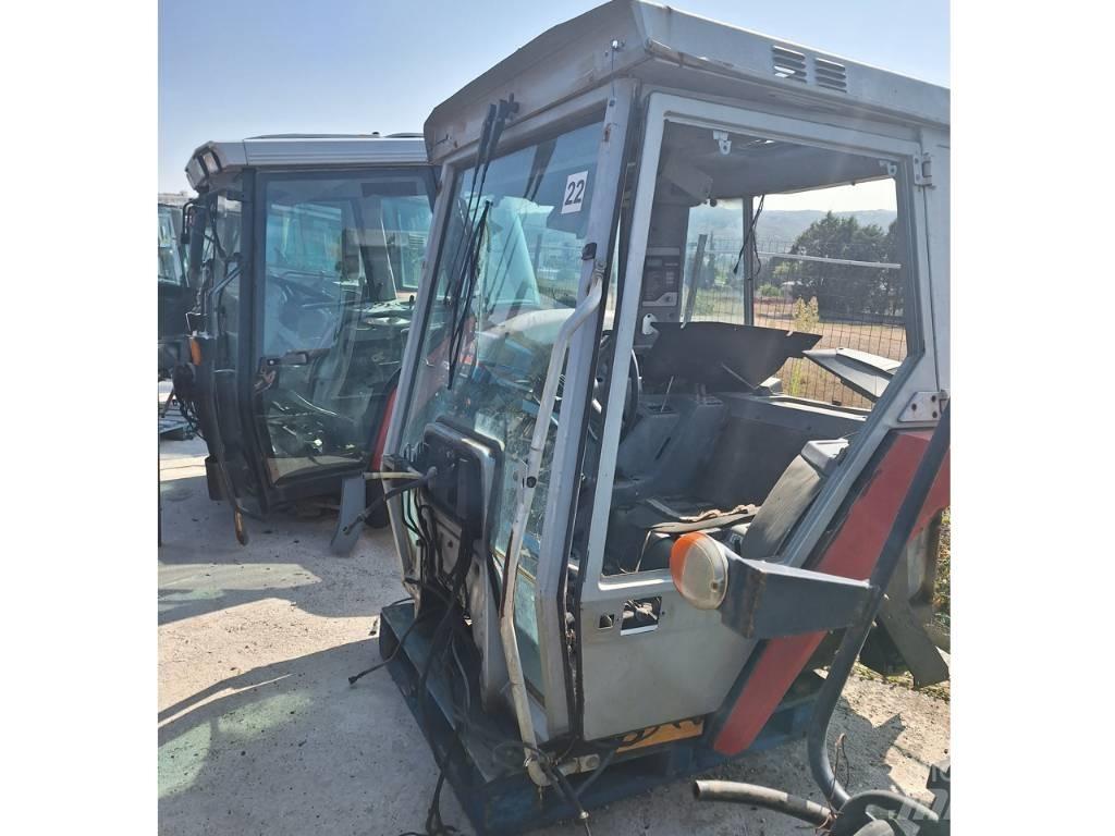 Massey Ferguson 3080 Kabin