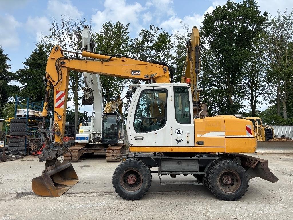 Liebherr A316 Lastik tekerli ekskavatörler
