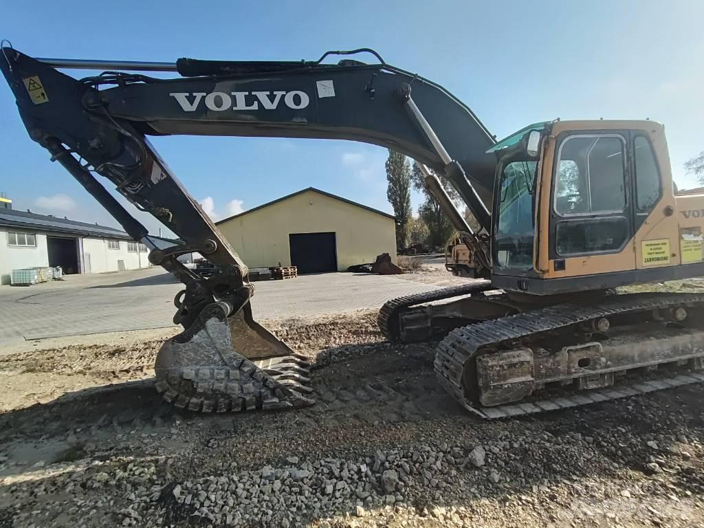 Volvo EC 290 B LC Paletli ekskavatörler