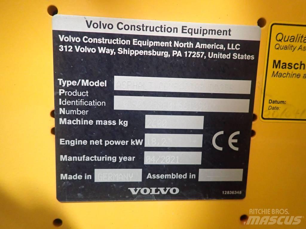 Volvo DD25B Çift tamburlu silindirler
