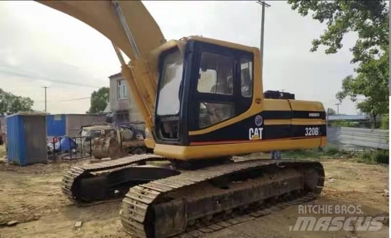 CAT 320 B Paletli ekskavatörler