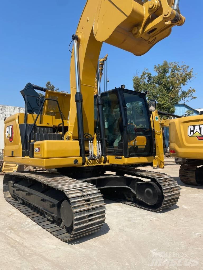 CAT 320 GC Lastik tekerli ekskavatörler