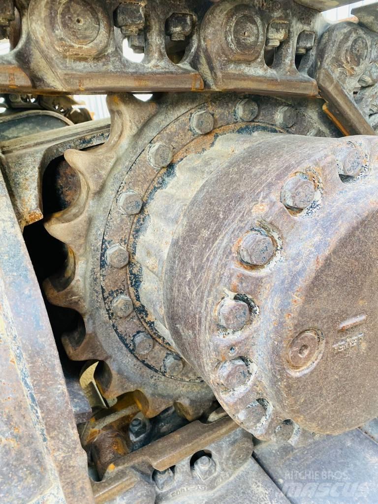 CAT 330 fln Paletli ekskavatörler