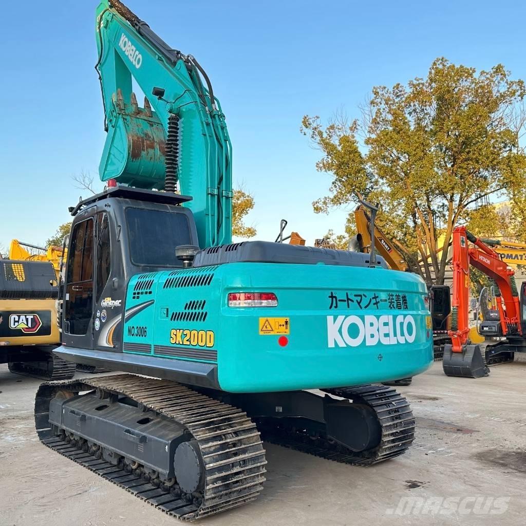 Kobelco SK 200 Paletli ekskavatörler