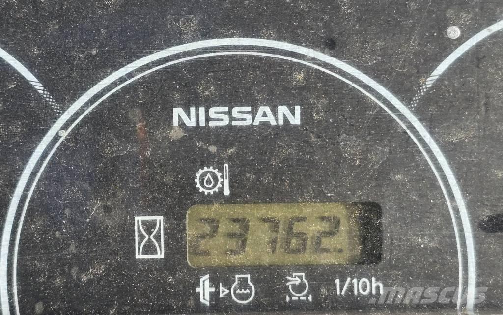 Nissan L01A15 LPG'li forkliftler