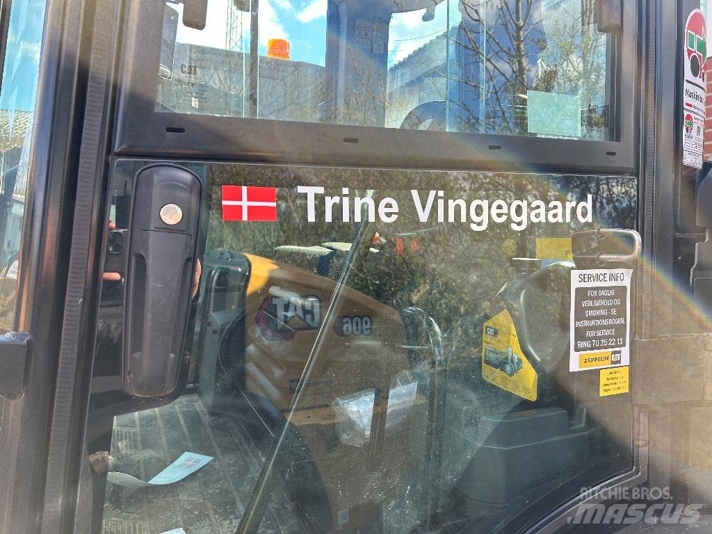 CAT 906 Tekerlekli yükleyiciler