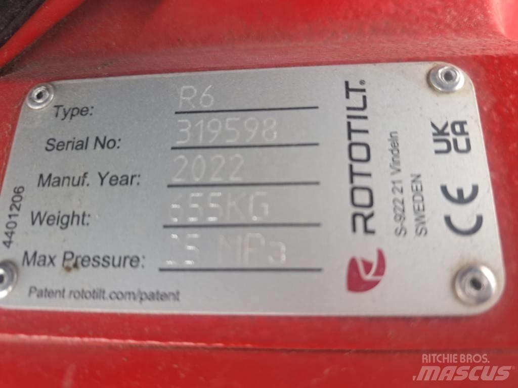 JCB 245 XR Paletli ekskavatörler