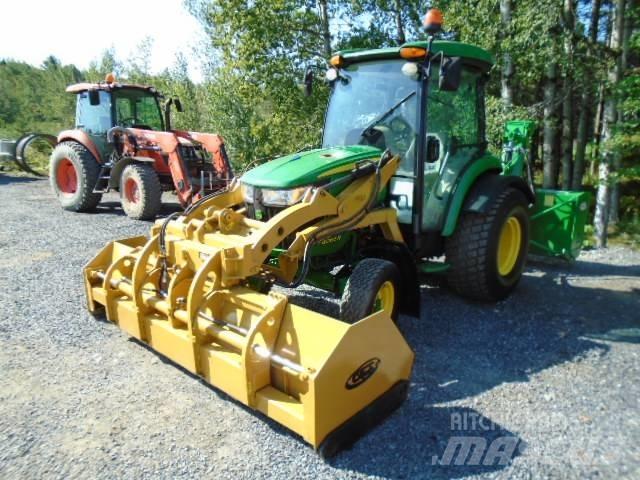 John Deere 4066 R Traktörler