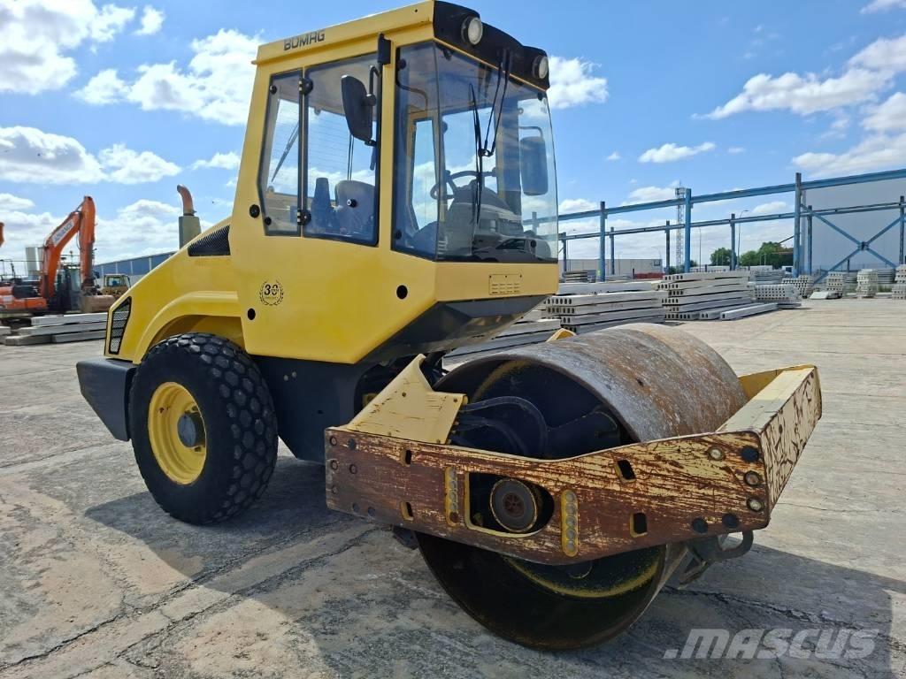 Bomag BW 177 D H-4 Tek tamburlu silindirler