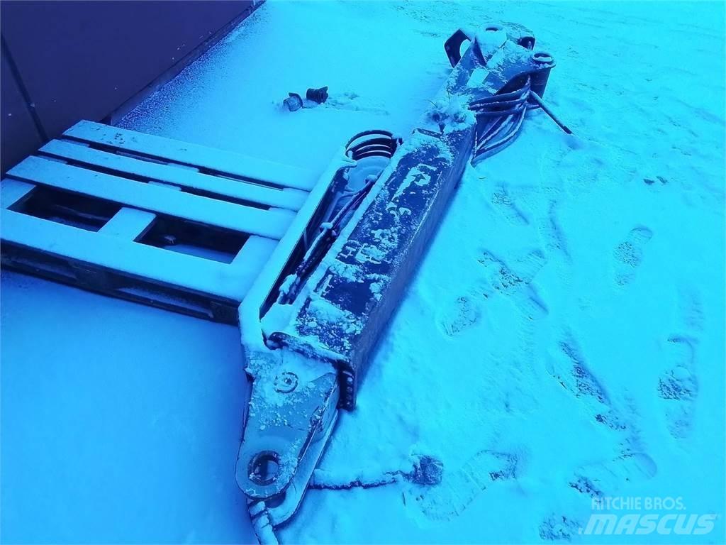 Komatsu 165F Tomruk vinçleri