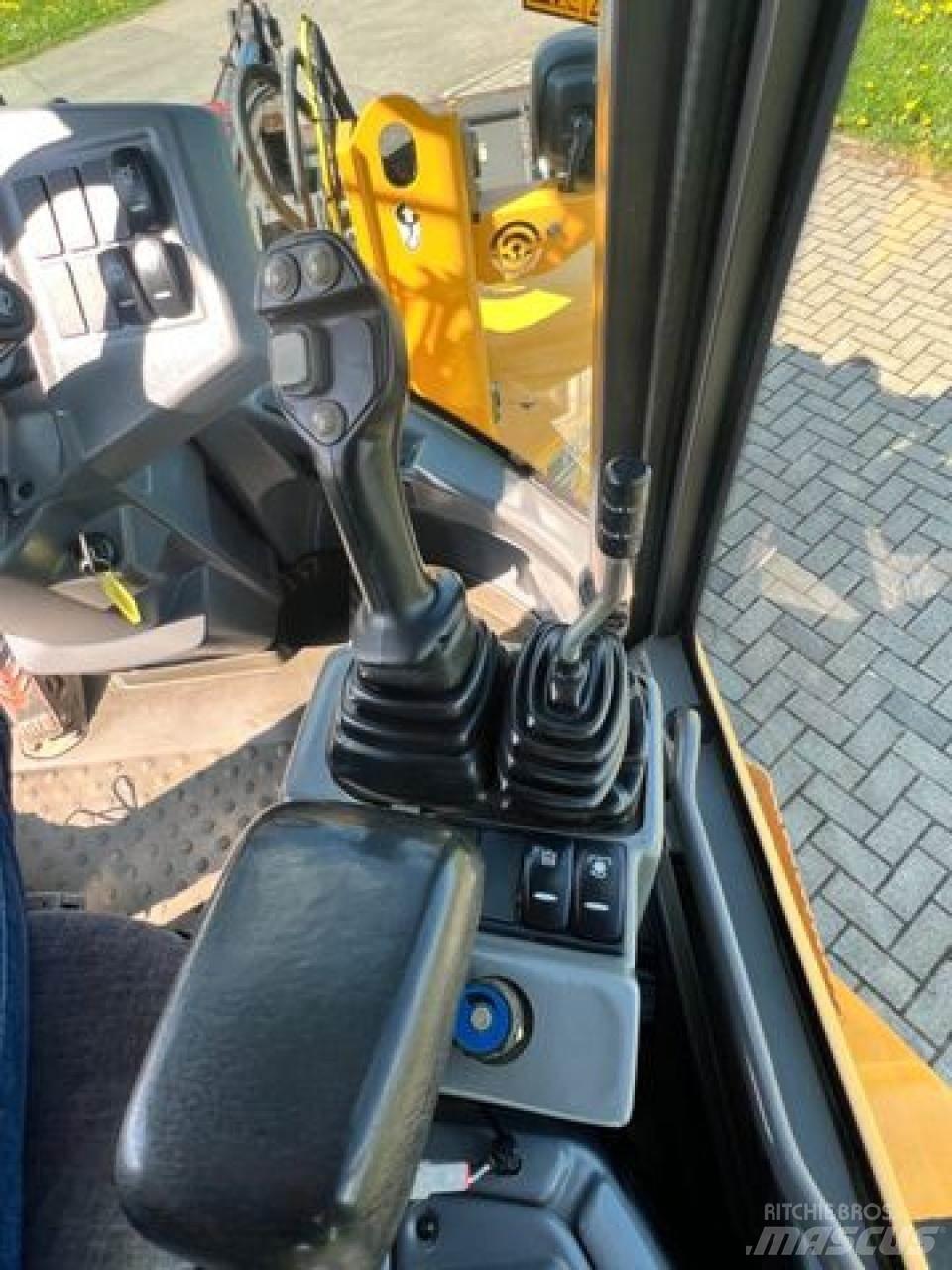 Volvo L30G Tekerlekli yükleyiciler