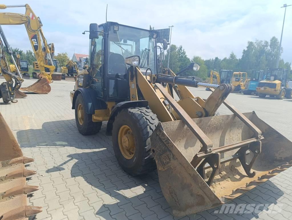 CAT 906 H Tekerlekli yükleyiciler