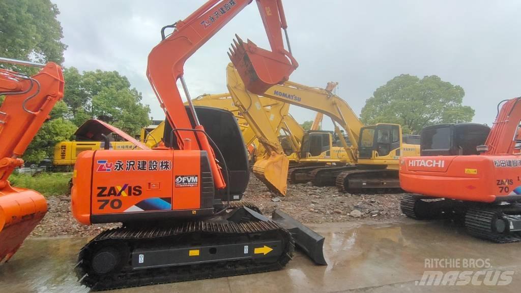 Hitachi ZX 70 Mini ekskavatörler, 7 tona dek