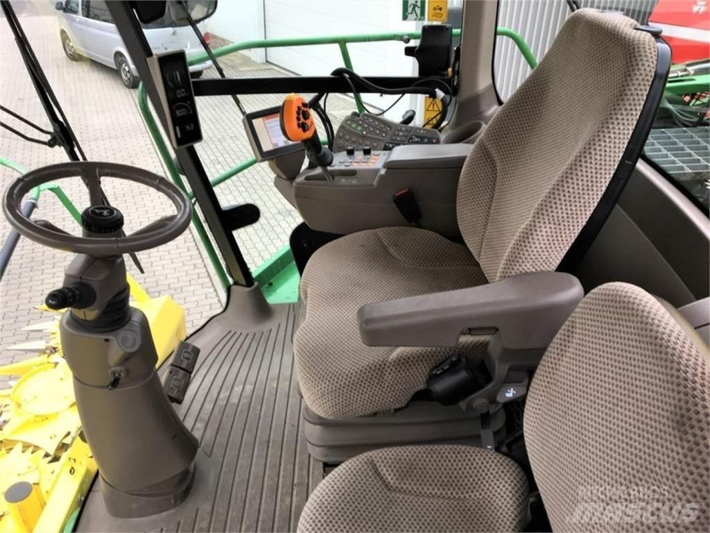 John Deere 8300i Kendi yürür silaj makinalari