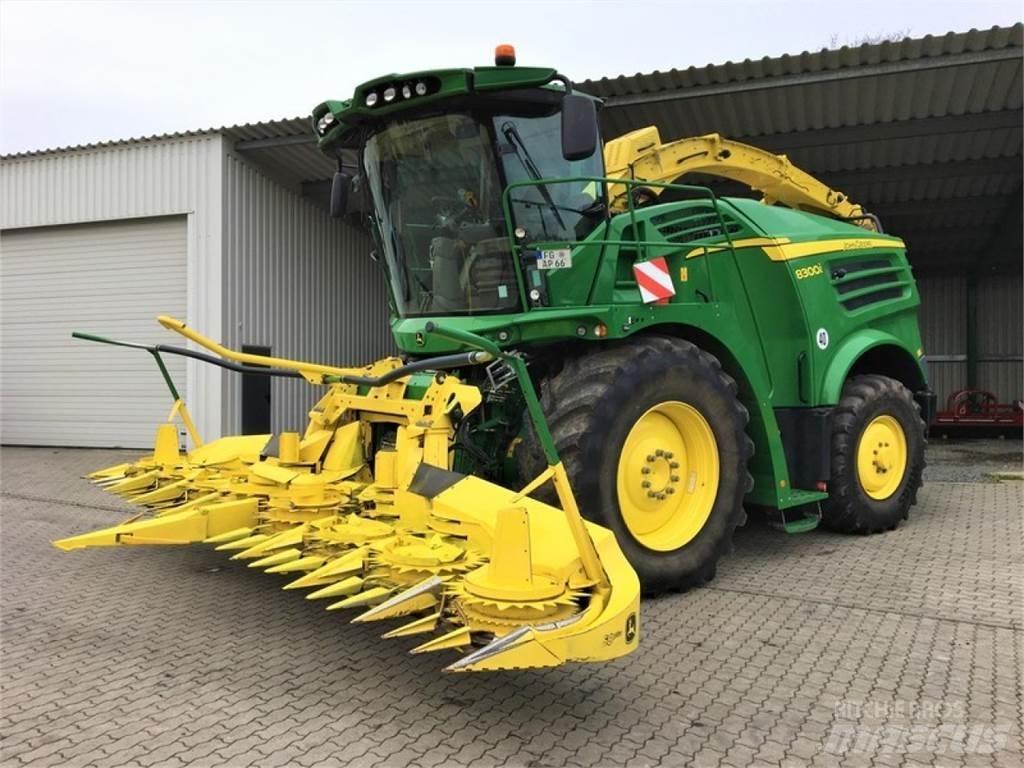 John Deere 8300i Kendi yürür silaj makinalari