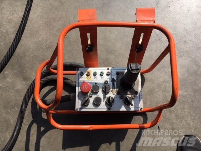 JLG SL245-12 Makasli platformlar