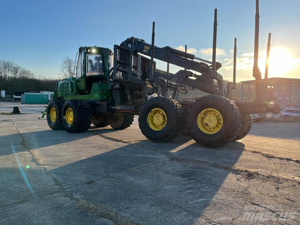 John Deere 1910G Tomruk yükleyici traktörler