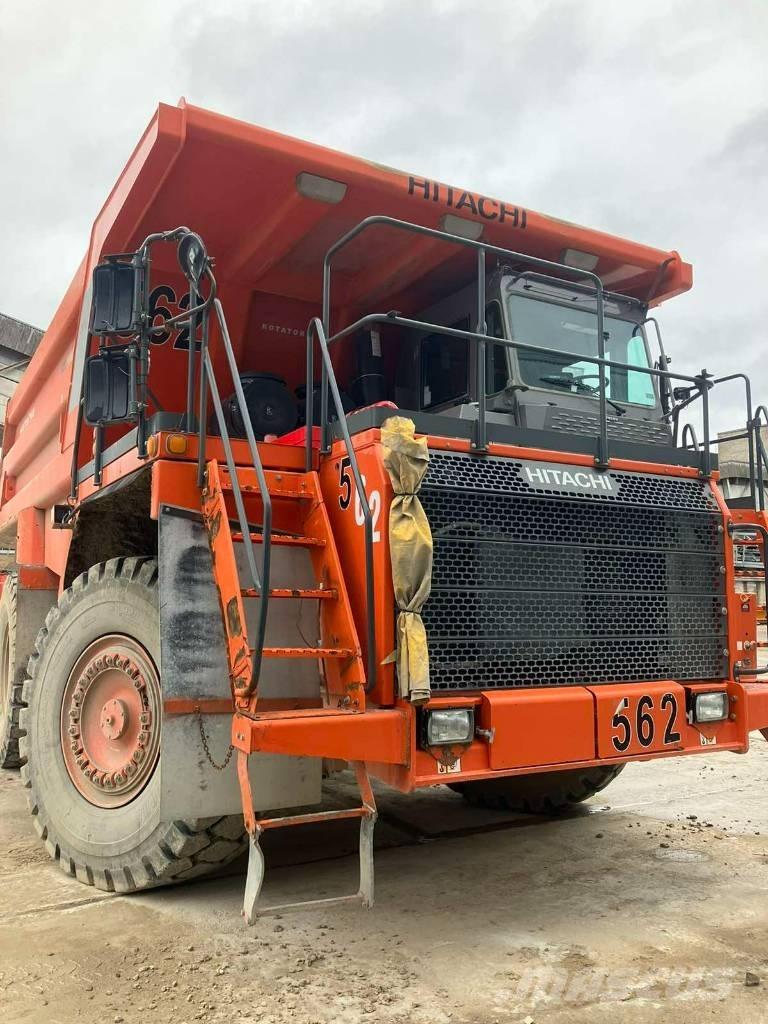 Hitachi EH 1100-5 Yol disi kaya kamyonu