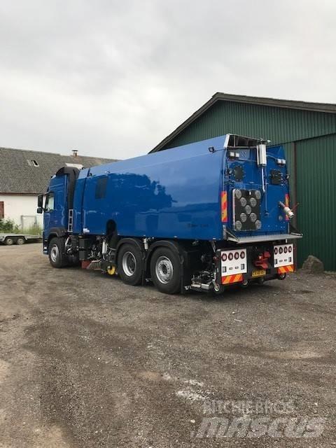 Volvo FM 500 Süpürme kamyonları