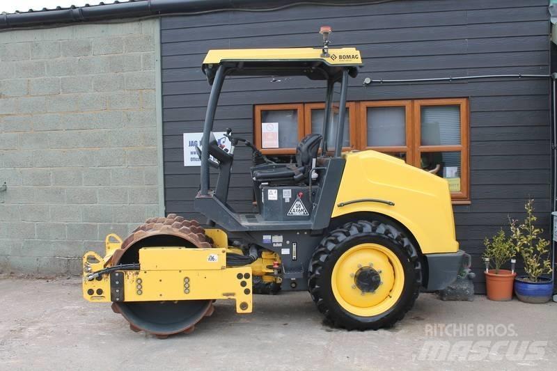 Bomag BW 124 P D H-5 Tek tamburlu silindirler