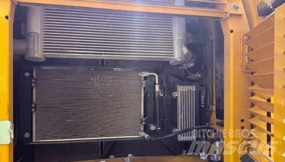 Komatsu PW 180-10 Lastik tekerli ekskavatörler