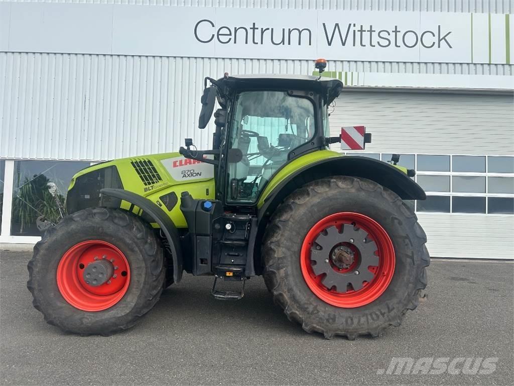 CLAAS Axion 870 Traktörler