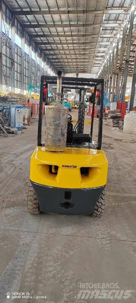 Komatsu FD 30 T-14 Dizel forkliftler