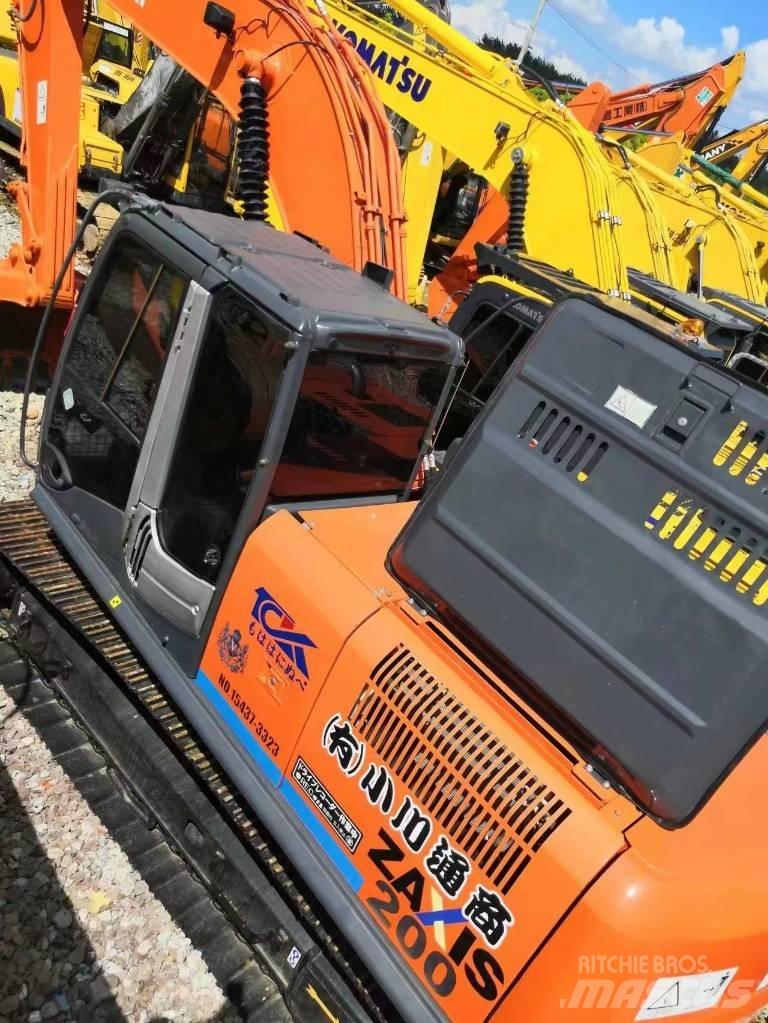 Hitachi ZX200 Paletli ekskavatörler
