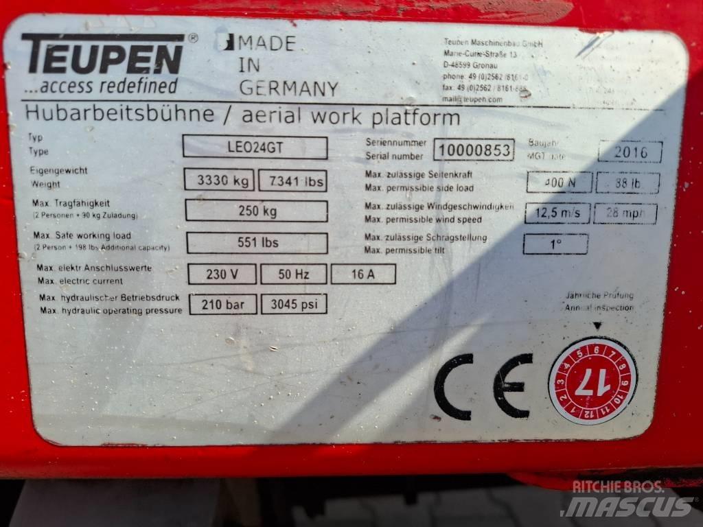 Teupen LEO24GT Körüklü personel platformları